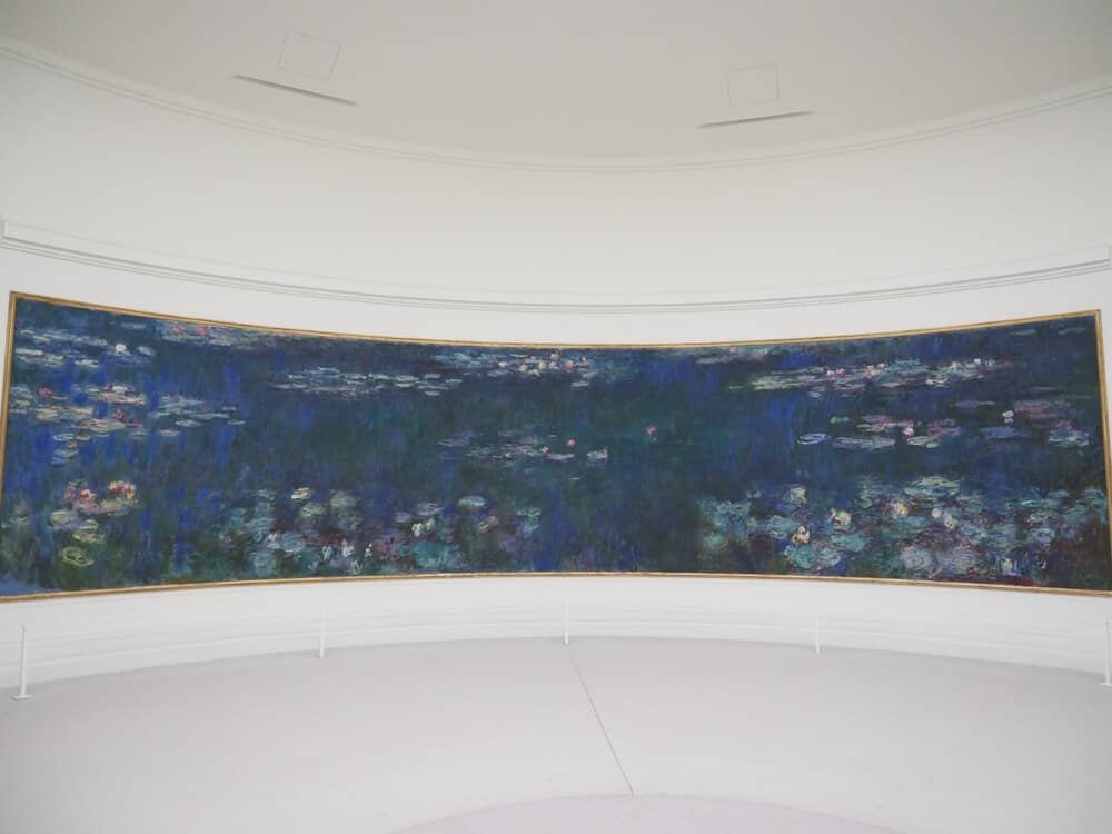 Large Monet water lilies painting
