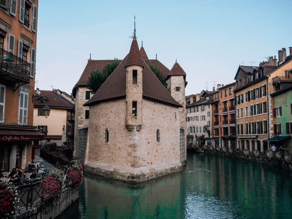 One Day in Annecy - Day Trip to Annecy - Palais de L'ile