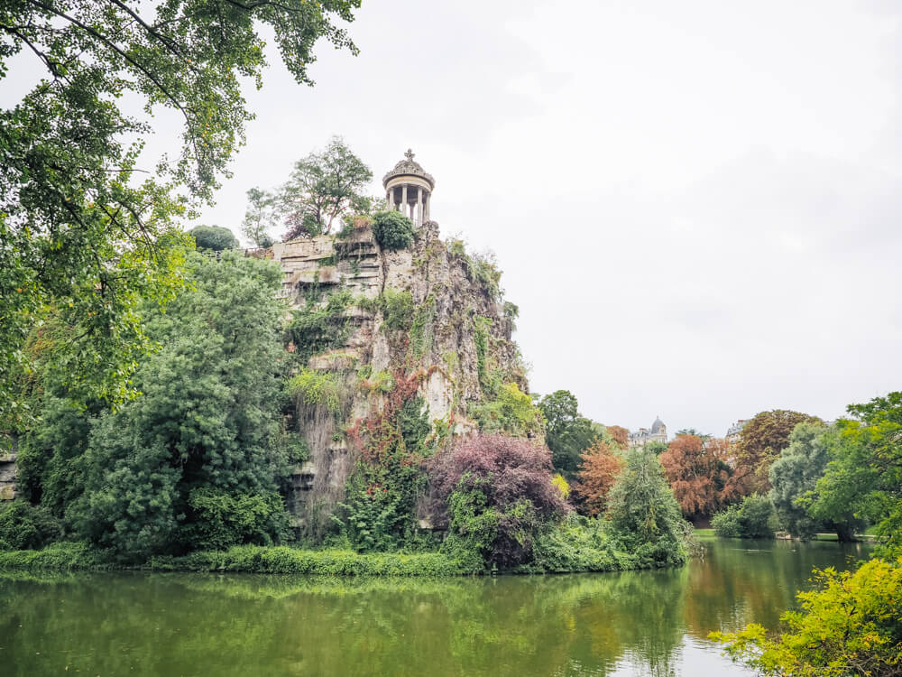 Where to Stay in Paris - Visit Parc des Buttes Chaumont