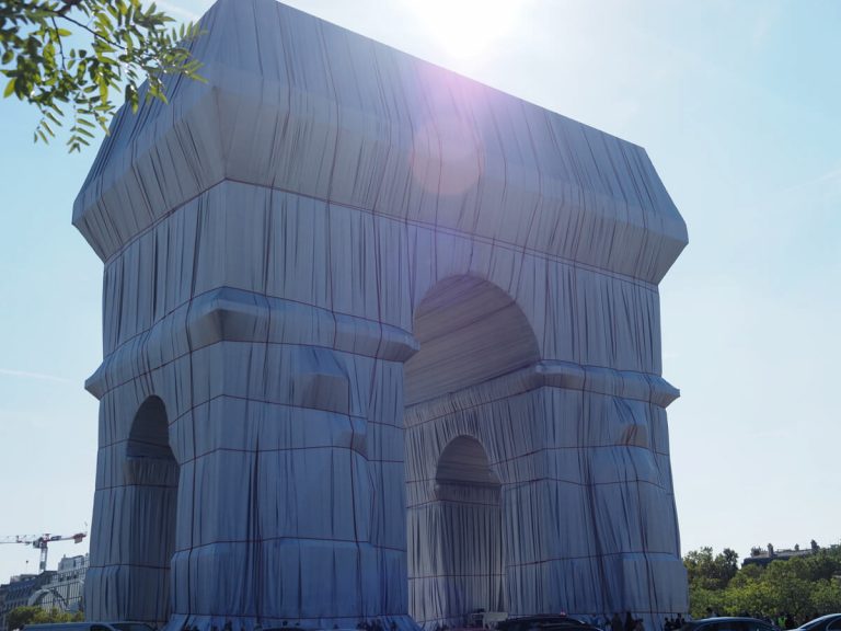 23 Paris Travel Tips