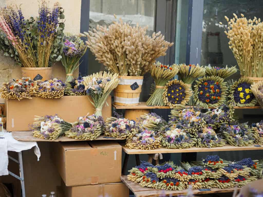 Dried flowers at the market in L'Isle-sur-la-Sorgue