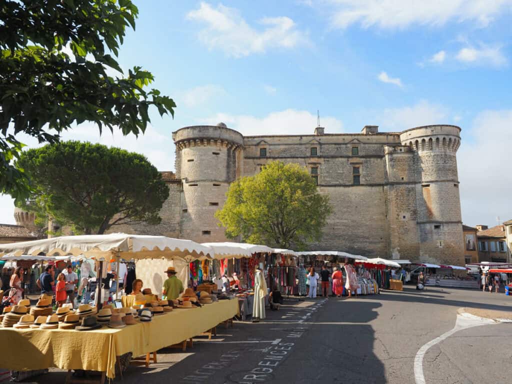 Gordes market