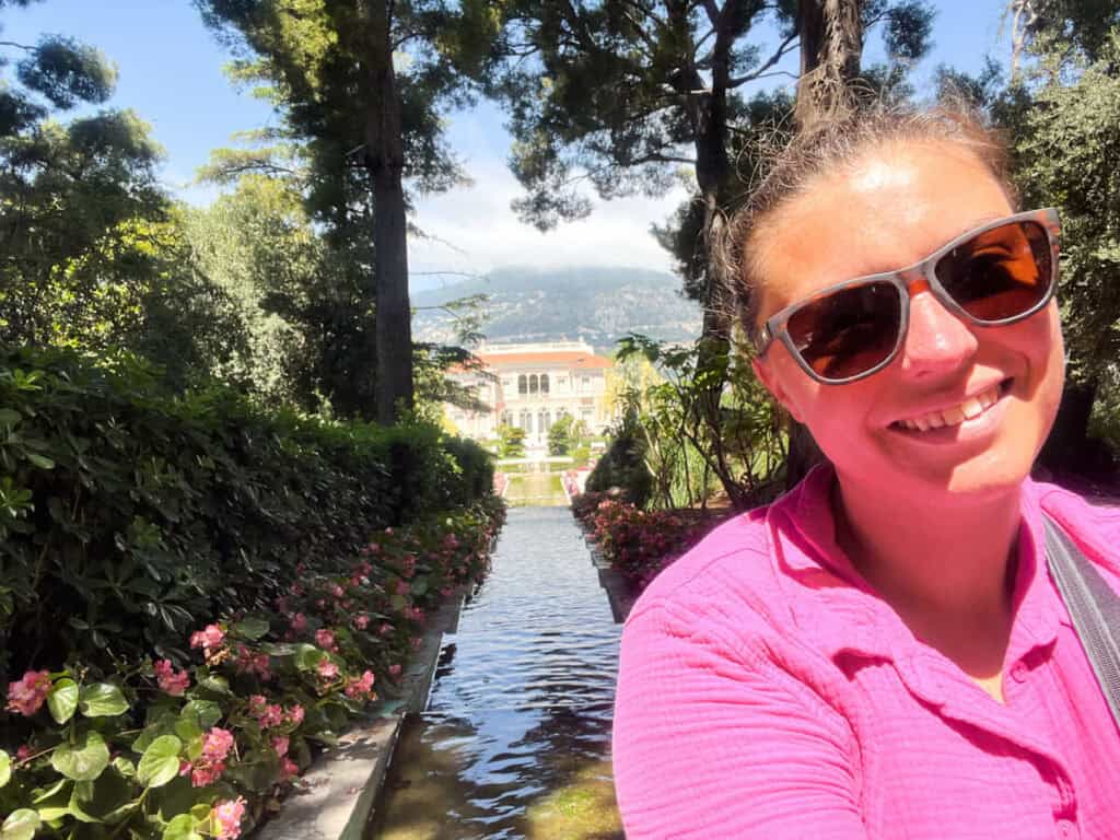 Kat selfie in the gardens with Villa Ephrussi de Rothschild in the background 2