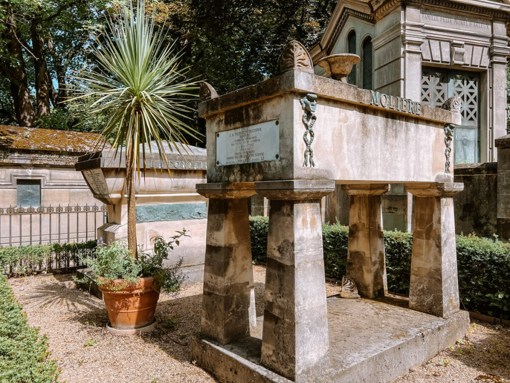 Moliere and Jean de la Fontaine graves at Cimetière du Père-Lachaise