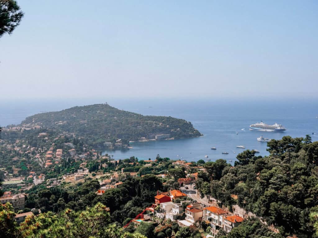 Views of the coast and sea in Eze 3