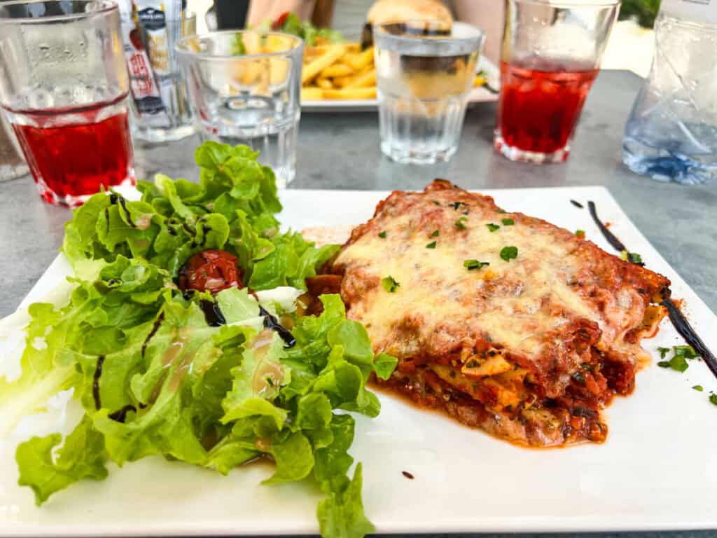 Canneloni in Corsica with sirop drink