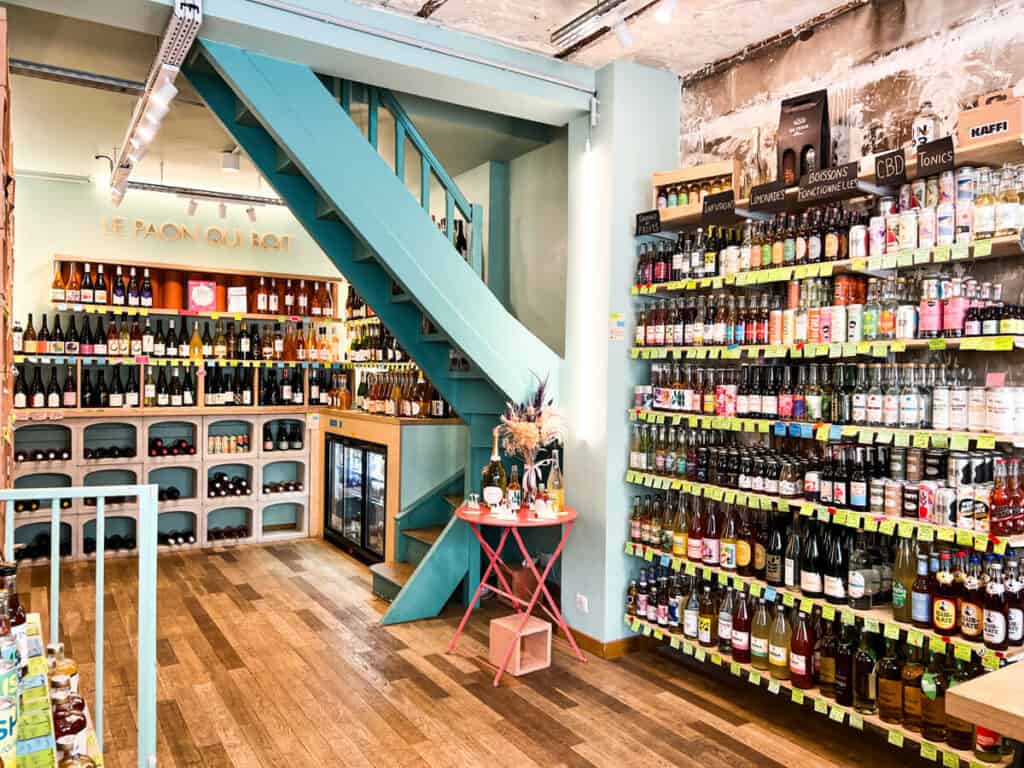 Interior of Le Pain Qui Boit
