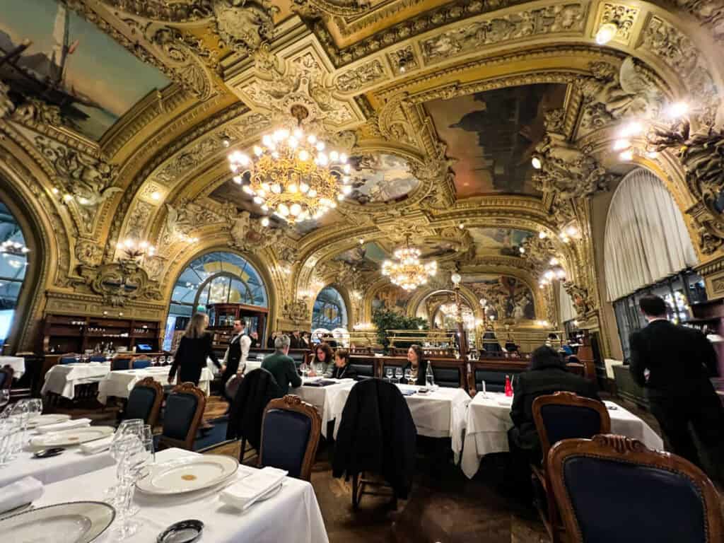 Interior of Le Train Bleu