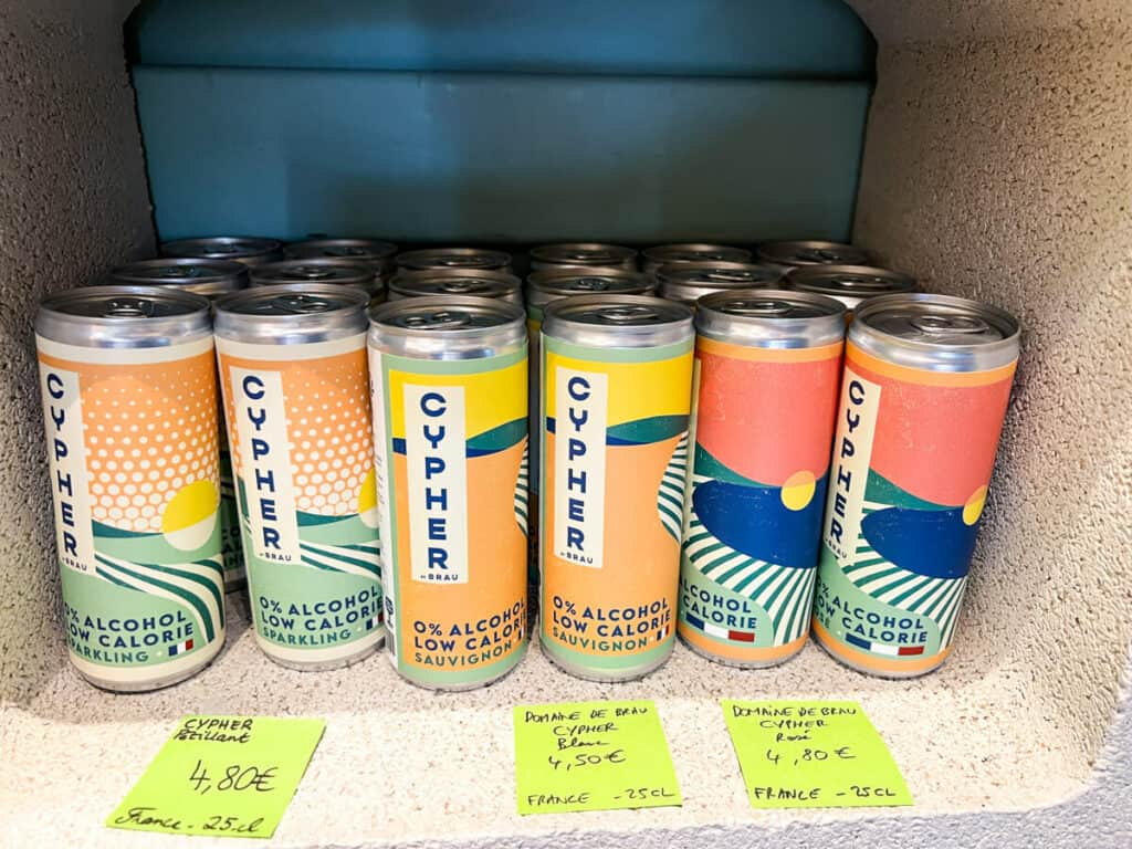 Mocktails in a can at Le Pain Qui Boit