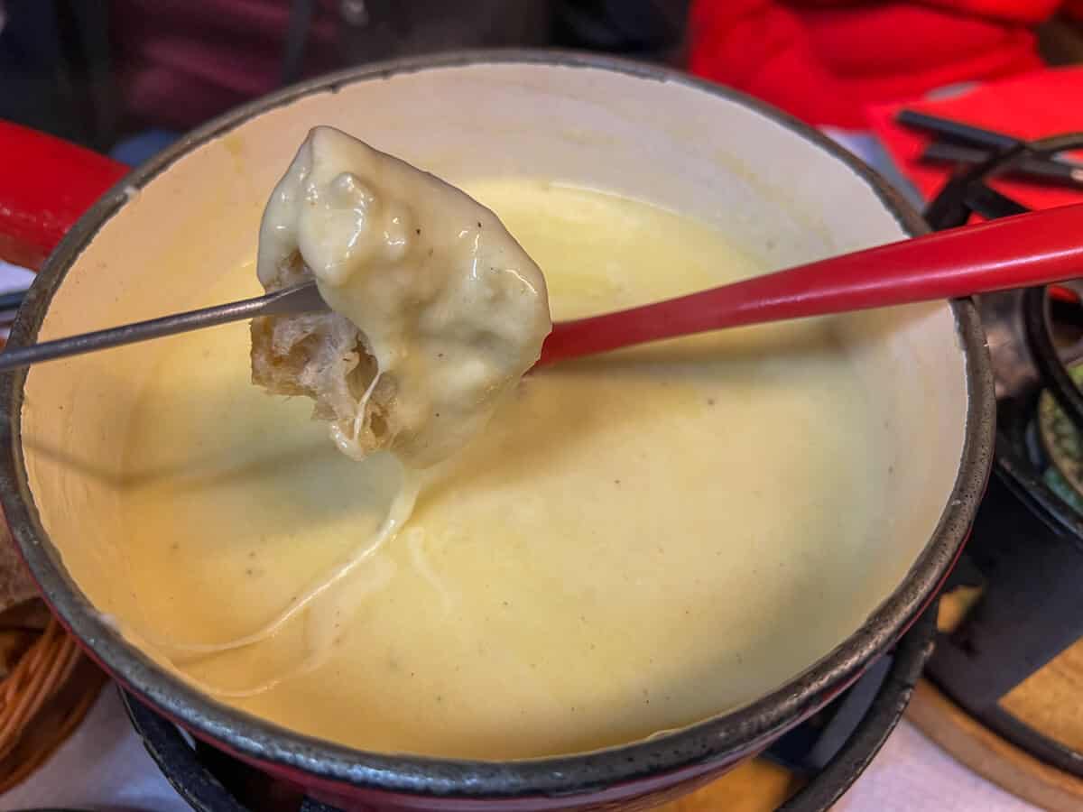 Fondue at Le Refuge des Fondus