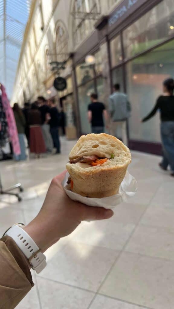 Bahn mi sandwich