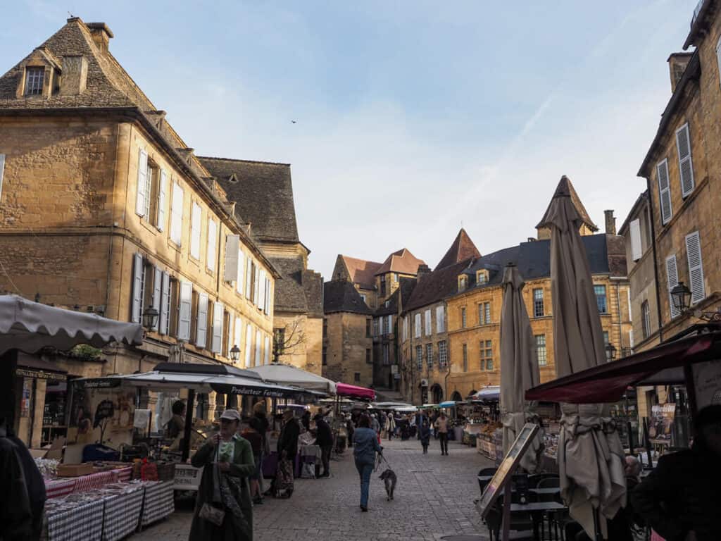 Sarlat market day